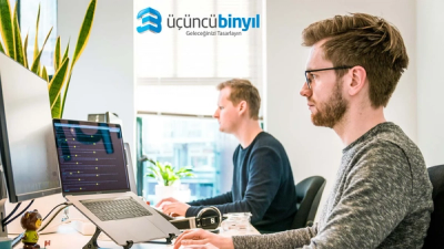 Yazılımcı olmak için hangi eğitimi almak gerekli?