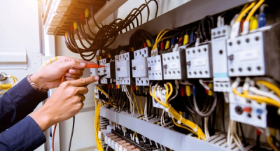 Elektrik Elektronik Eğitimleri ile Teknolojinin Kalbinde Yer Alın
