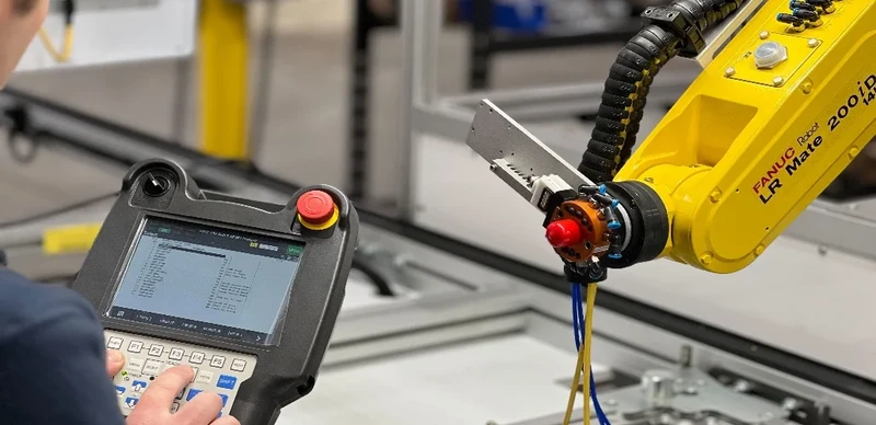 fanuc temel seviye robot programlama